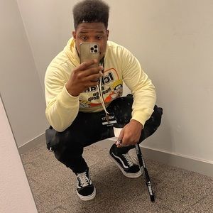 Meet your Posher, Jay